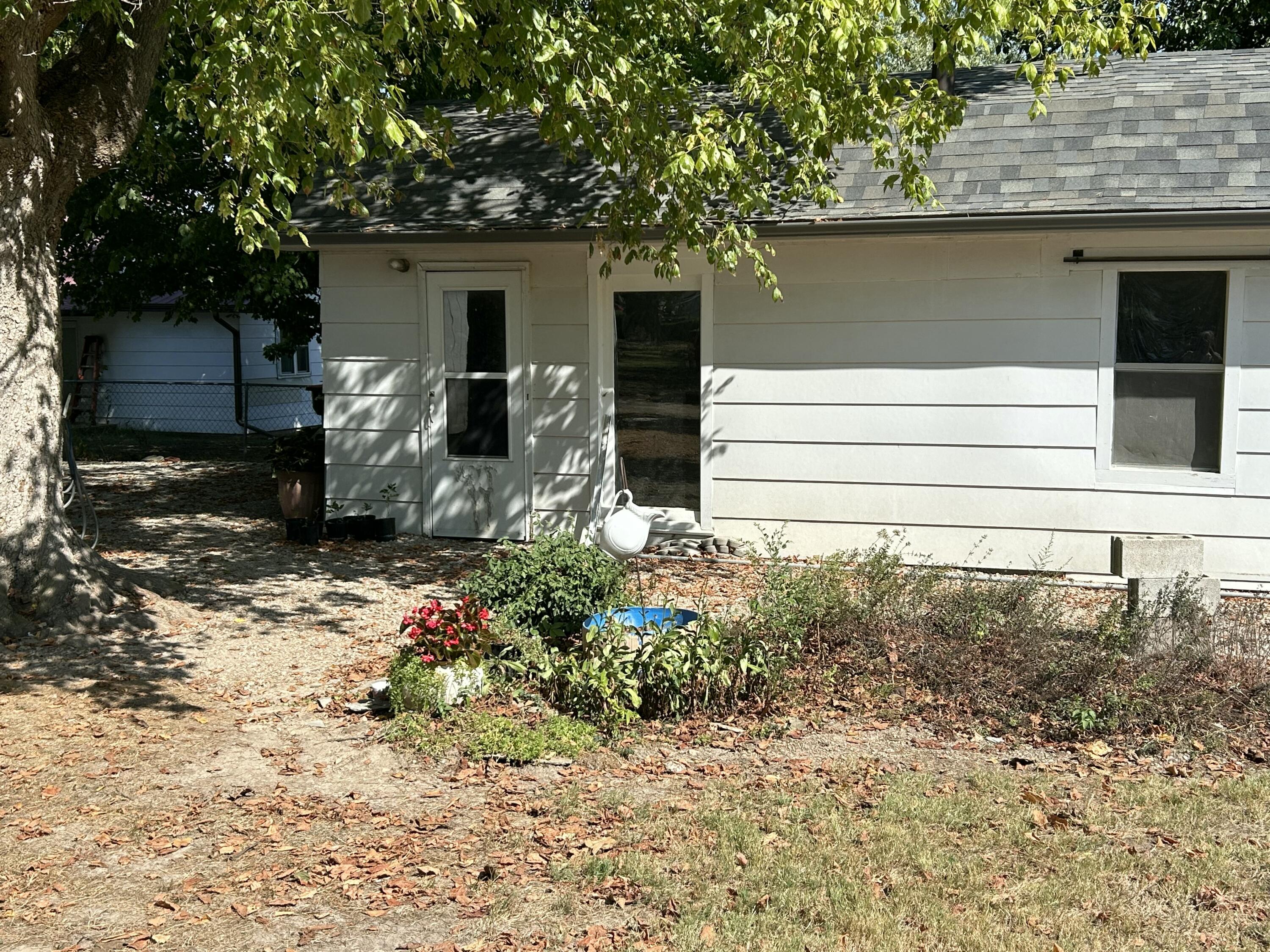 Photo 49 - Residential for sale – 102  Broadway Street  Exeter, MO