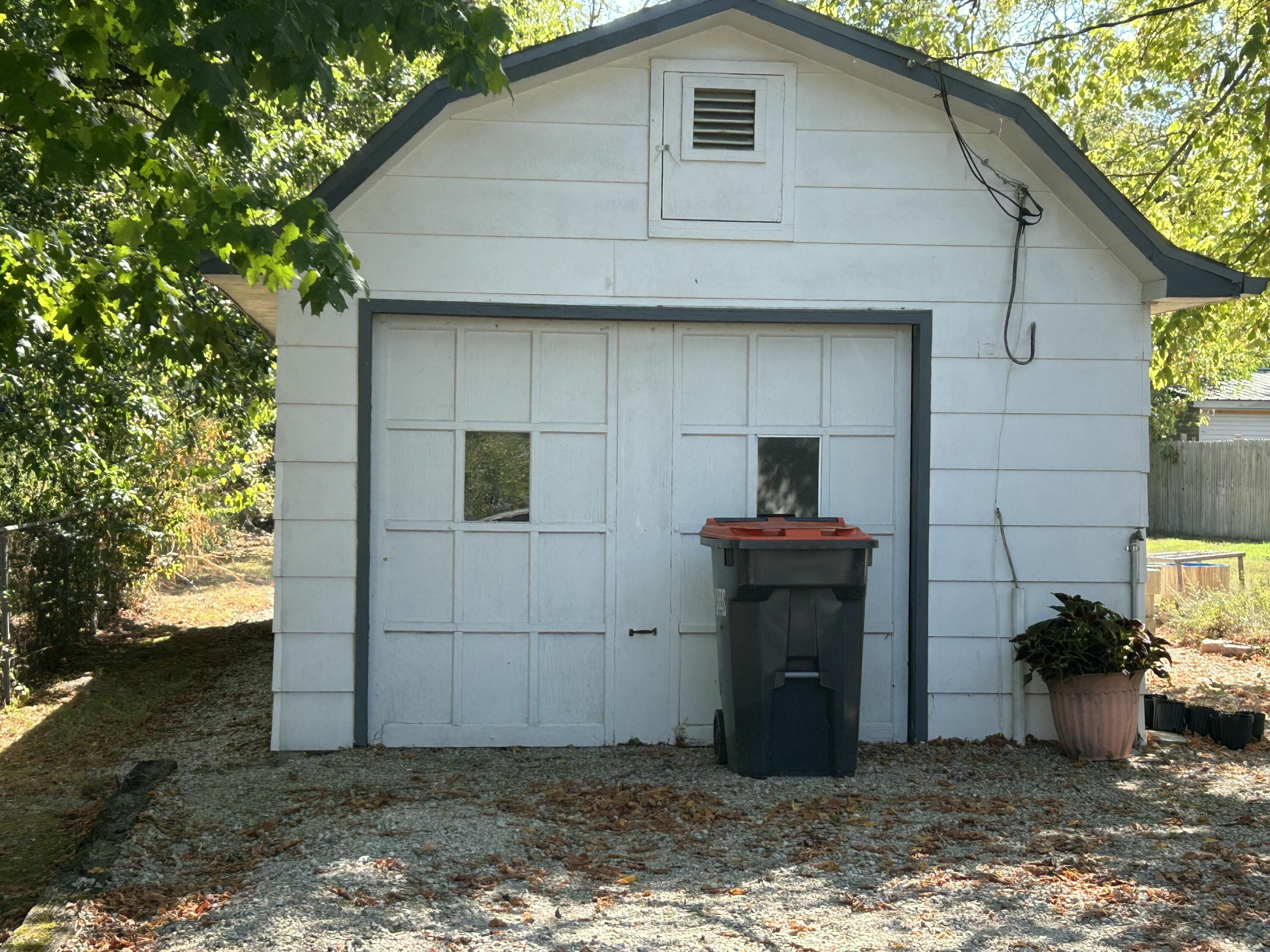 Photo 44 - Residential for sale – 102  Broadway Street  Exeter, MO
