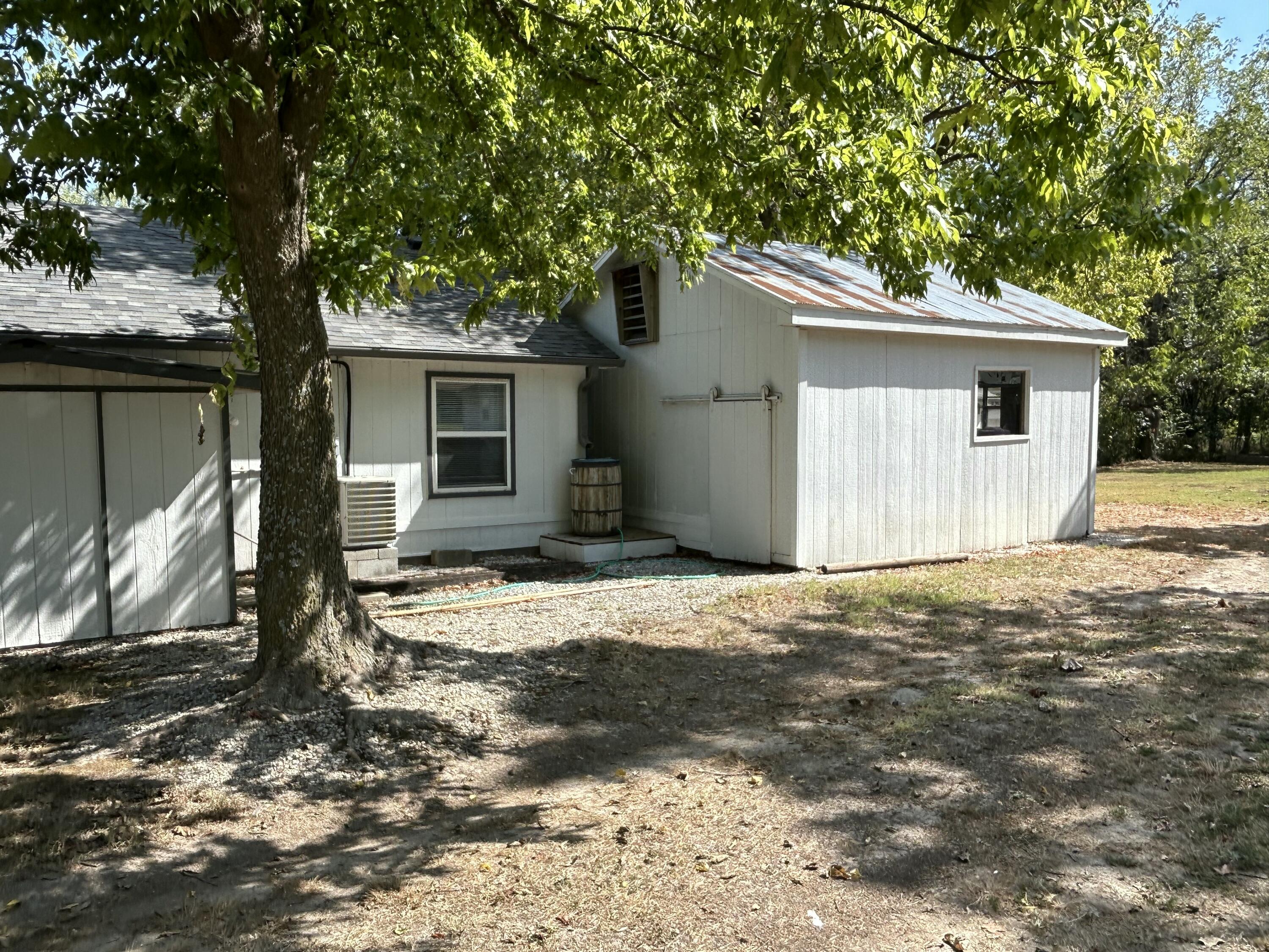 Photo 43 - Residential for sale – 102  Broadway Street  Exeter, MO