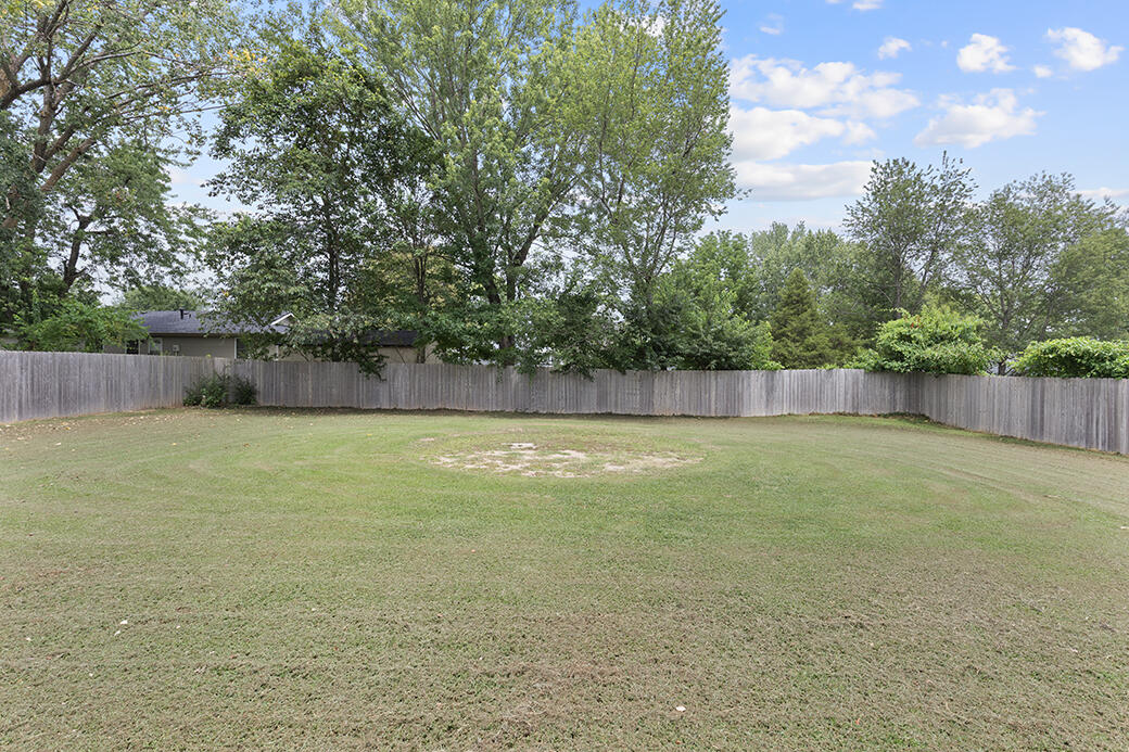 Photo 10 - Residential for sale – 126 N Fairwood Avenue  Republic, MO