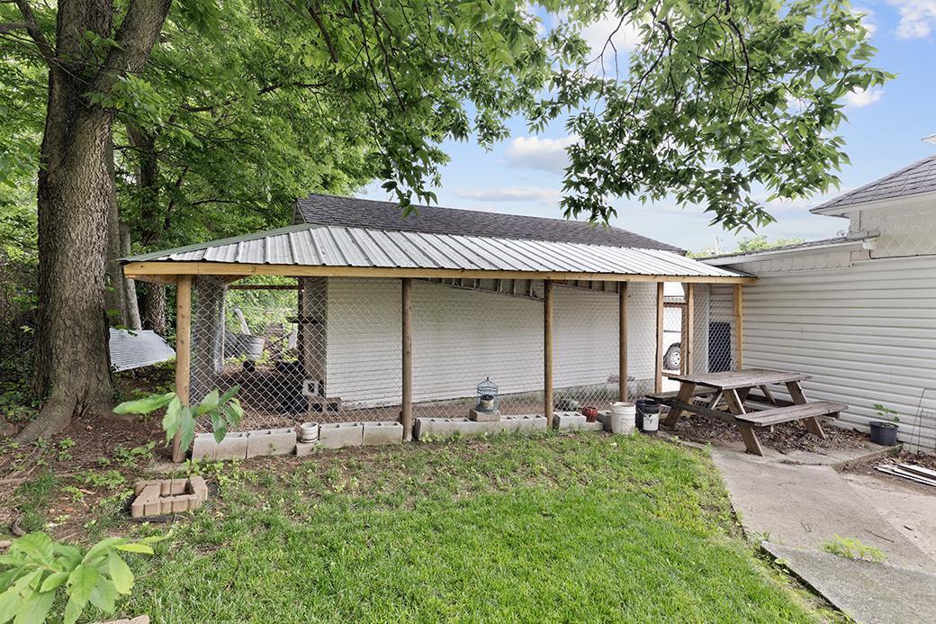 Photo 33 - Residential for sale – 505 E Center Street  Mt Vernon, MO