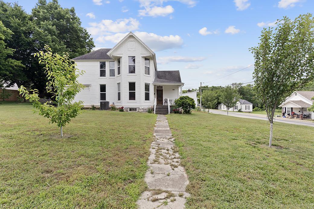 Photo 3 - Residential for sale – 505 E Center Street  Mt Vernon, MO