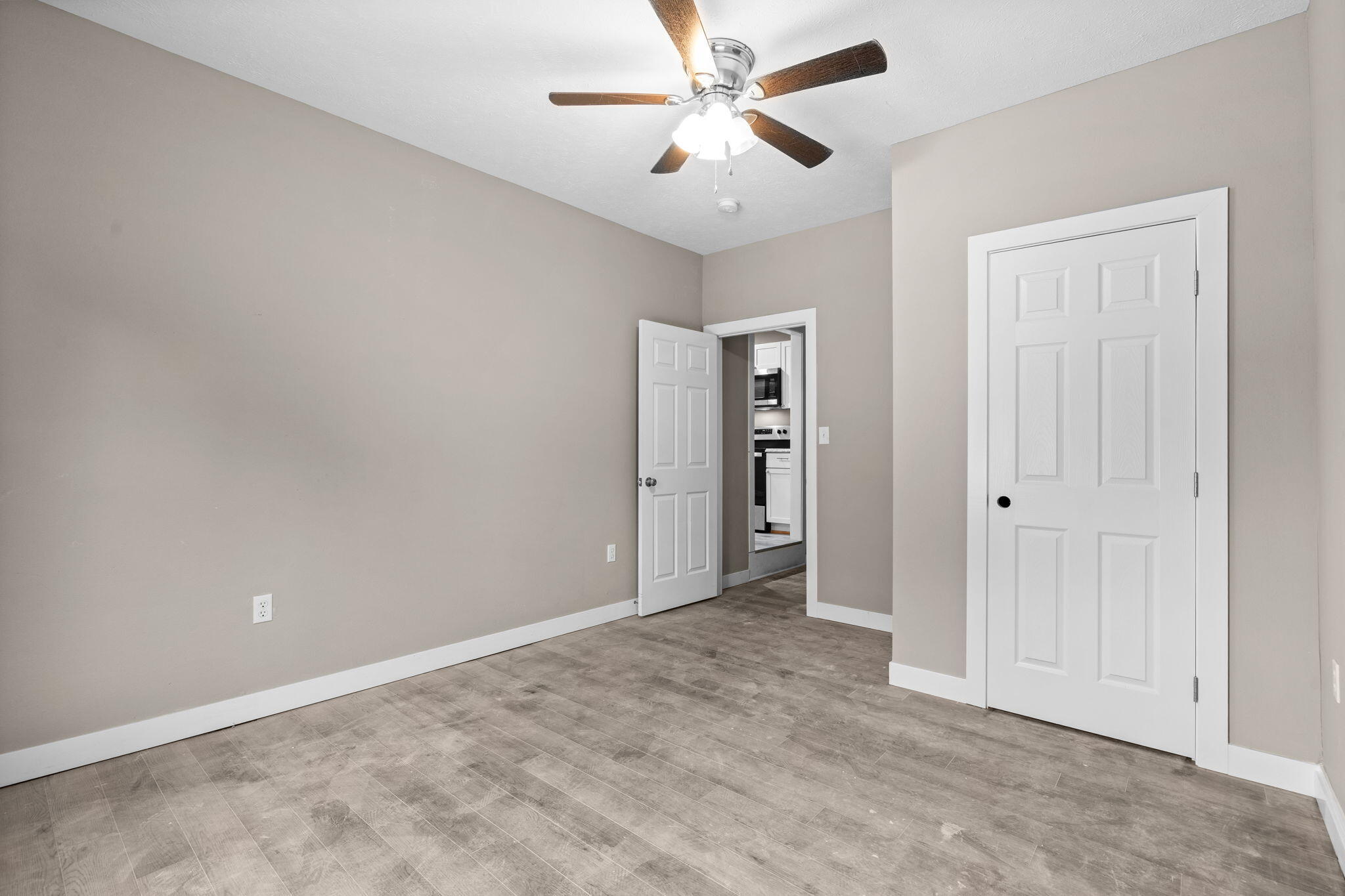 Photo 21 - Residential for sale – 2320 S Kickapoo Avenue  Springfield, MO