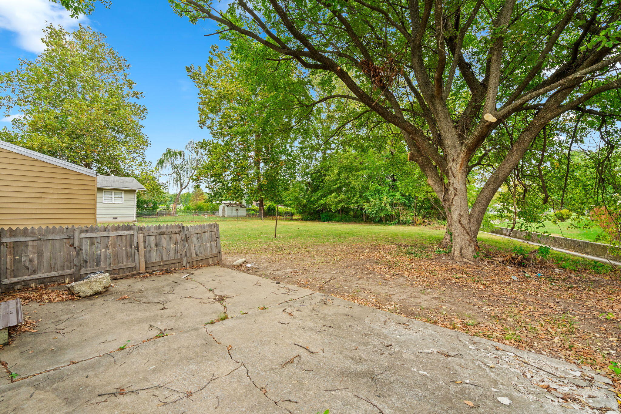 Photo 22 - Residential for sale – 2320 S Kickapoo Avenue  Springfield, MO