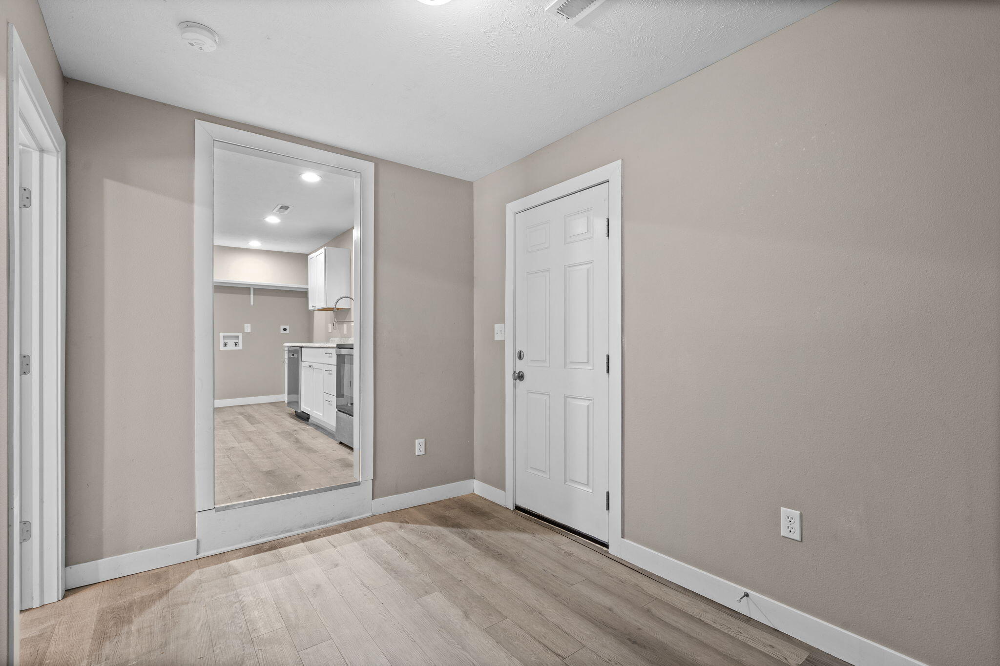 Photo 19 - Residential for sale – 2320 S Kickapoo Avenue  Springfield, MO