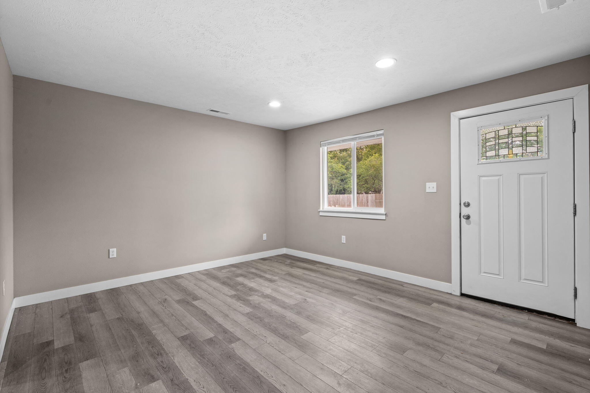 Photo 7 - Residential for sale – 2320 S Kickapoo Avenue  Springfield, MO