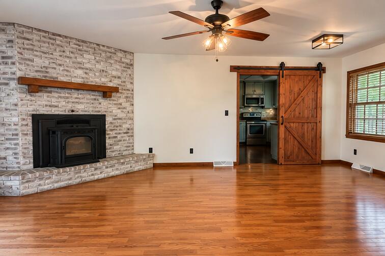 Photo 4 - Residential for sale – 4142 S Broadway   Springfield, MO