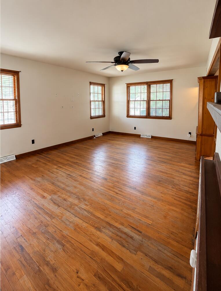 Photo 8 - Residential for sale – 4142 S Broadway   Springfield, MO