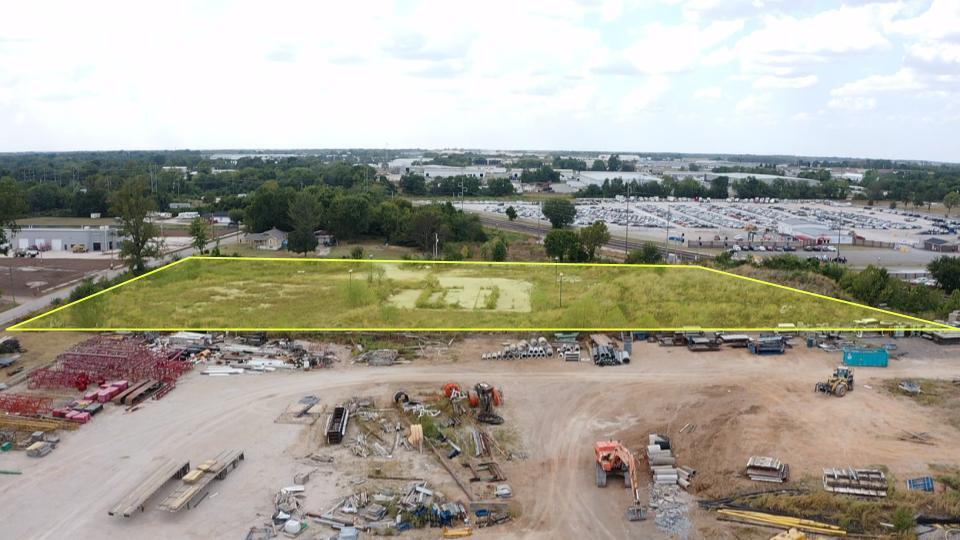 Photo 3 - Commercial Sale for sale – 3859 W Nichols Street  Springfield, MO
