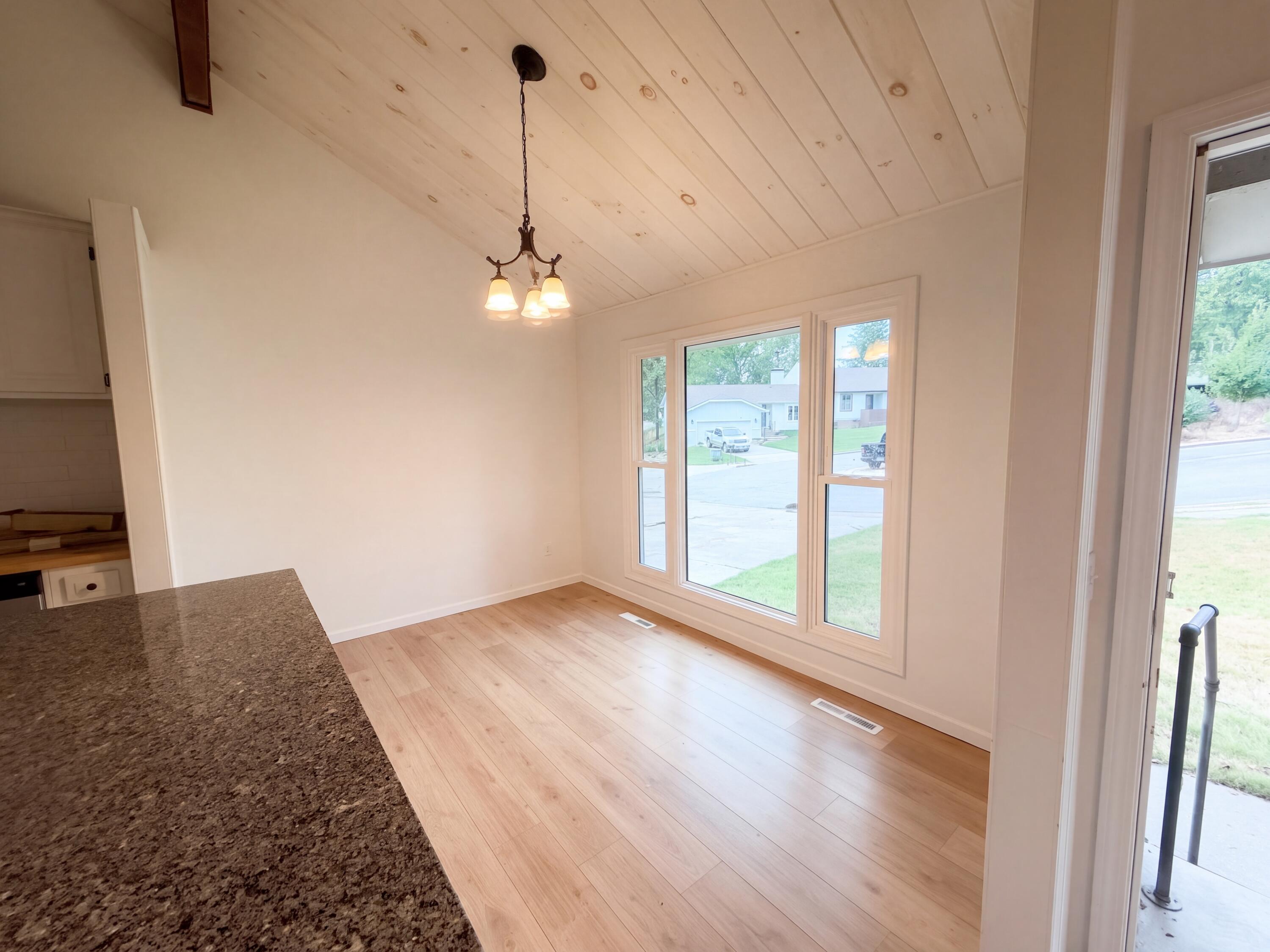 Photo 7 - Residential for sale – 2179 E Barcelona   Springfield, MO