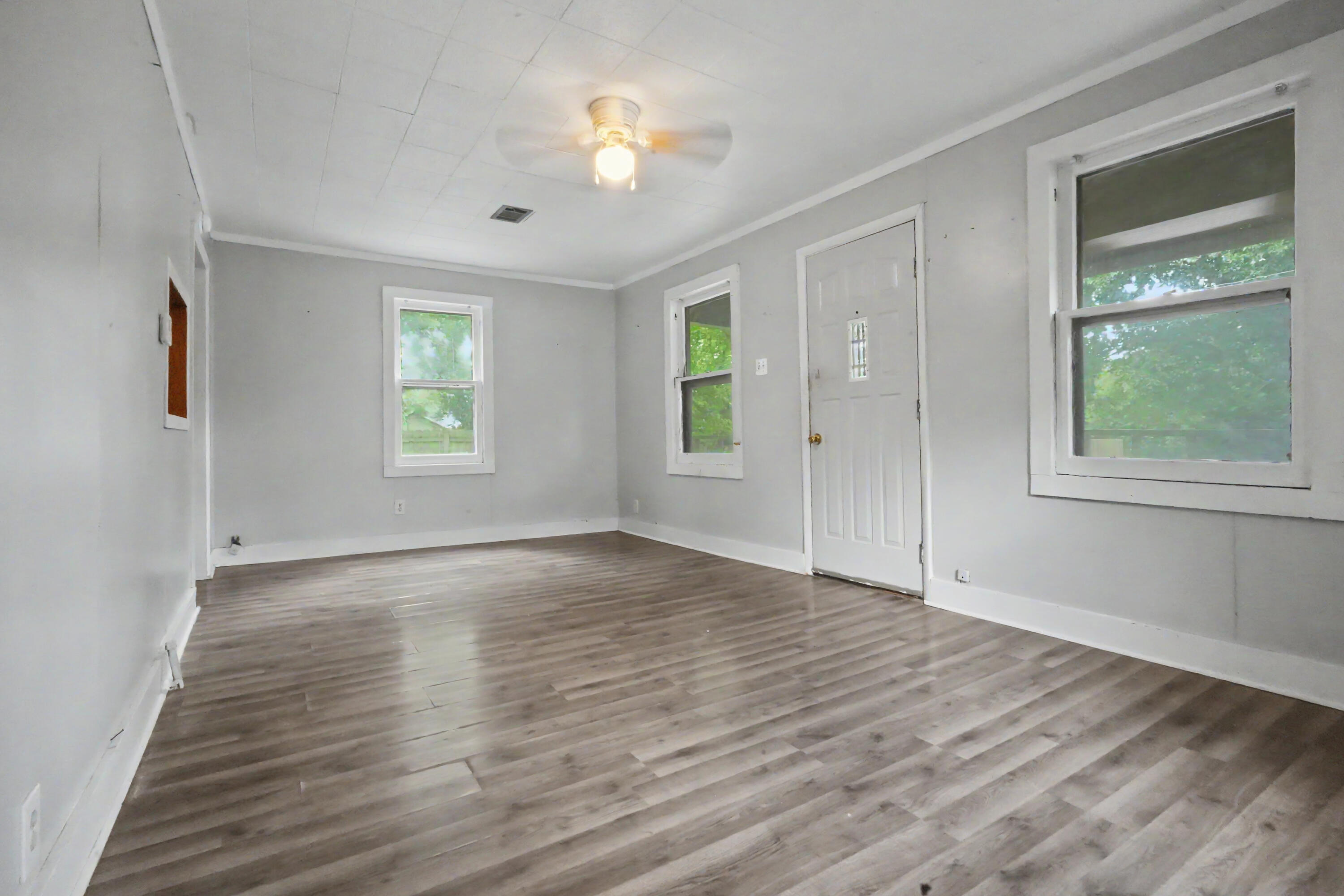 Photo 7 - Residential for sale – 2434 N Pickwick Avenue  Springfield, MO