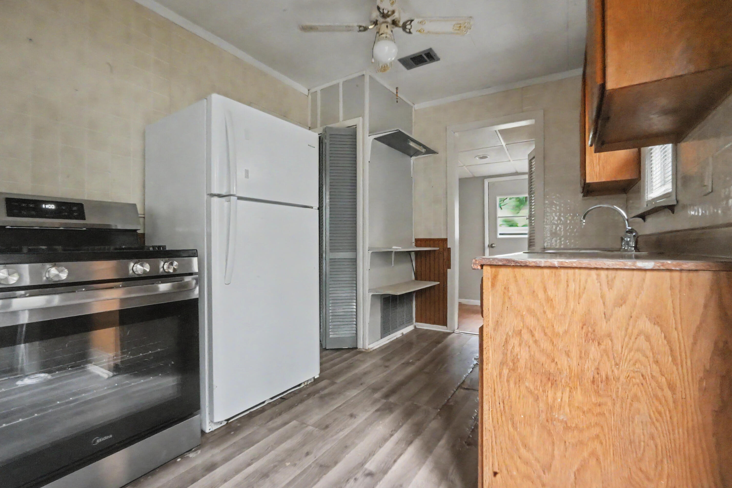 Photo 13 - Residential for sale – 2434 N Pickwick Avenue  Springfield, MO
