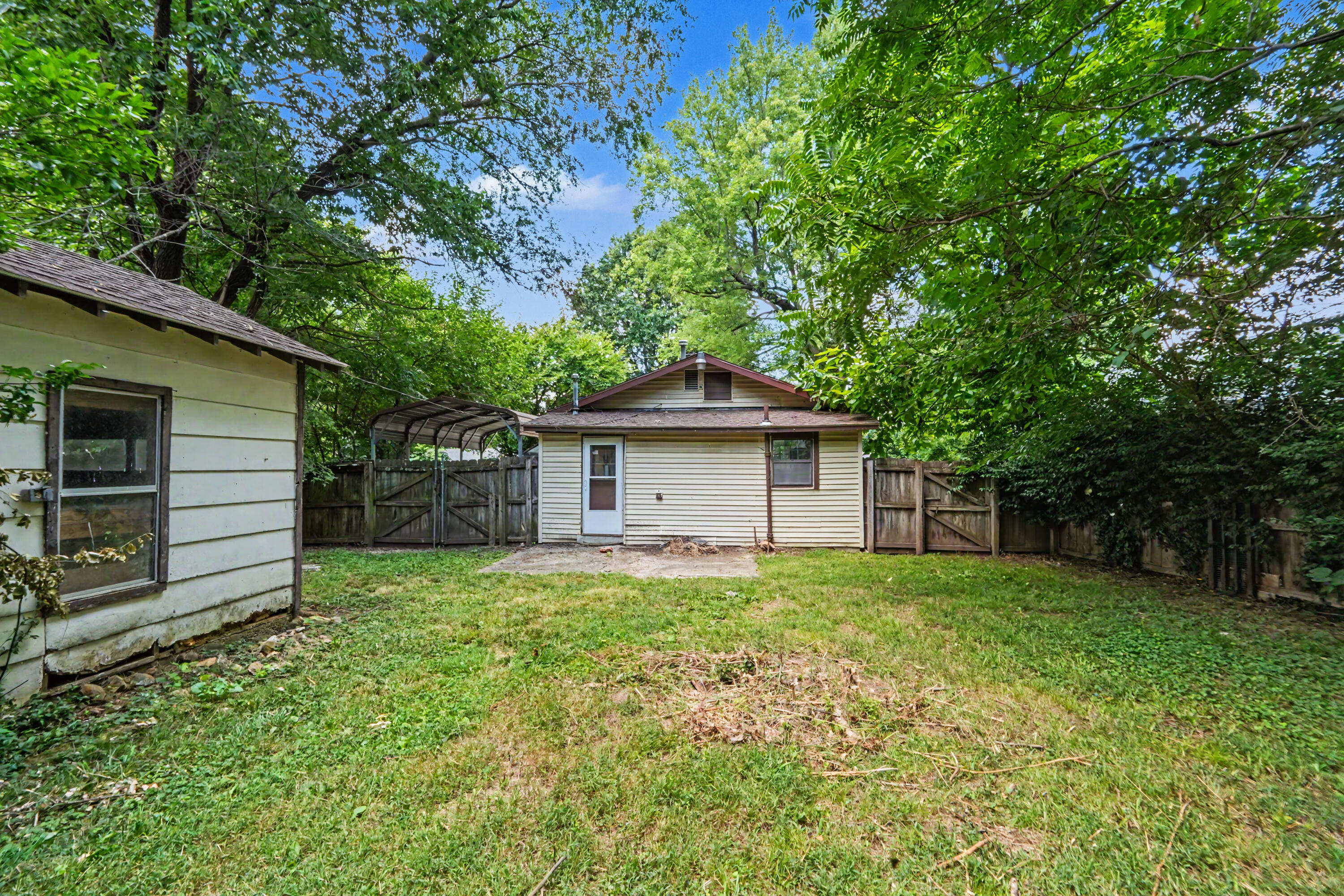 Photo 33 - Residential for sale – 2434 N Pickwick Avenue  Springfield, MO
