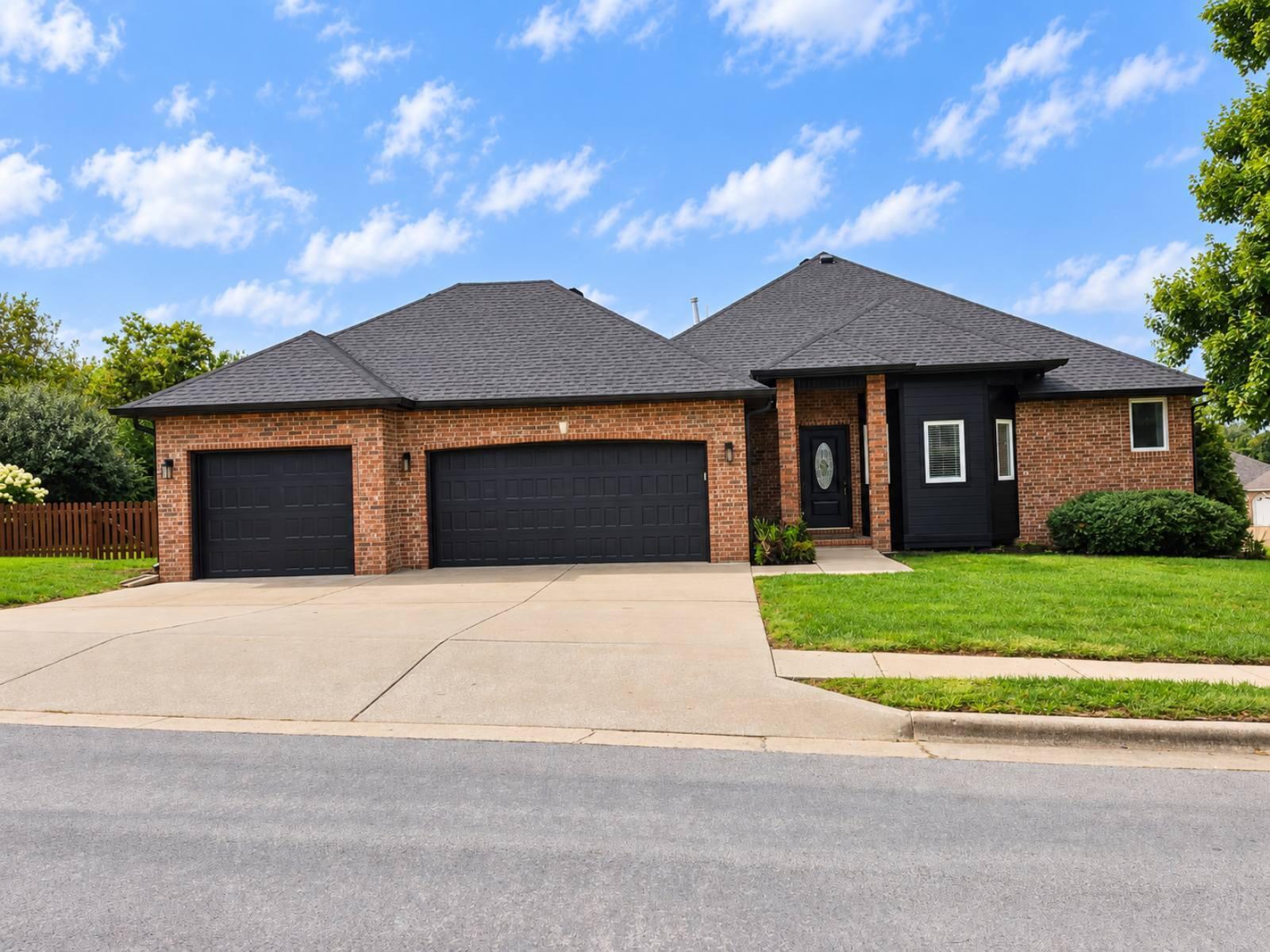Photo 3 - Residential for sale – 816 W Myra   Nixa, MO