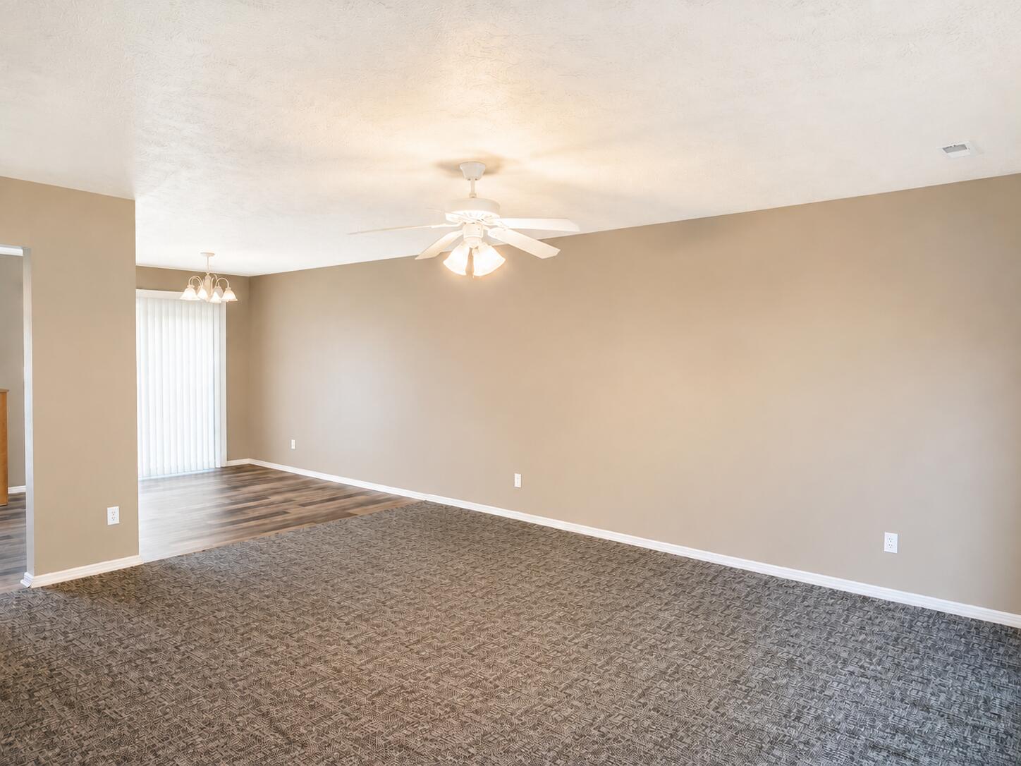 Photo 2 - Residential for sale – 5005  Peach Drive  Merriam Woods, MO
