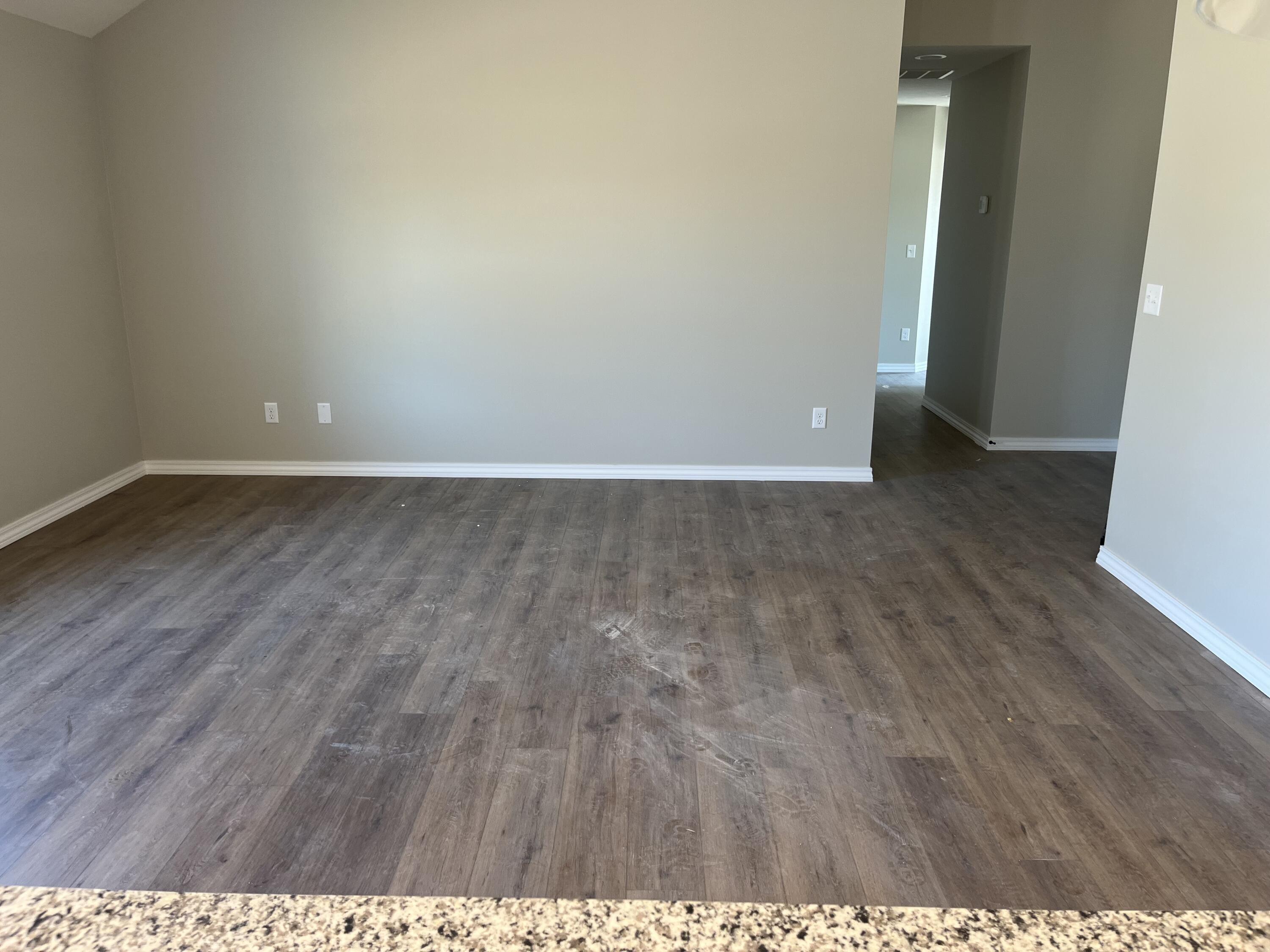 Photo 6 - Residential for sale – 1359 S Mahn   Springfield, MO