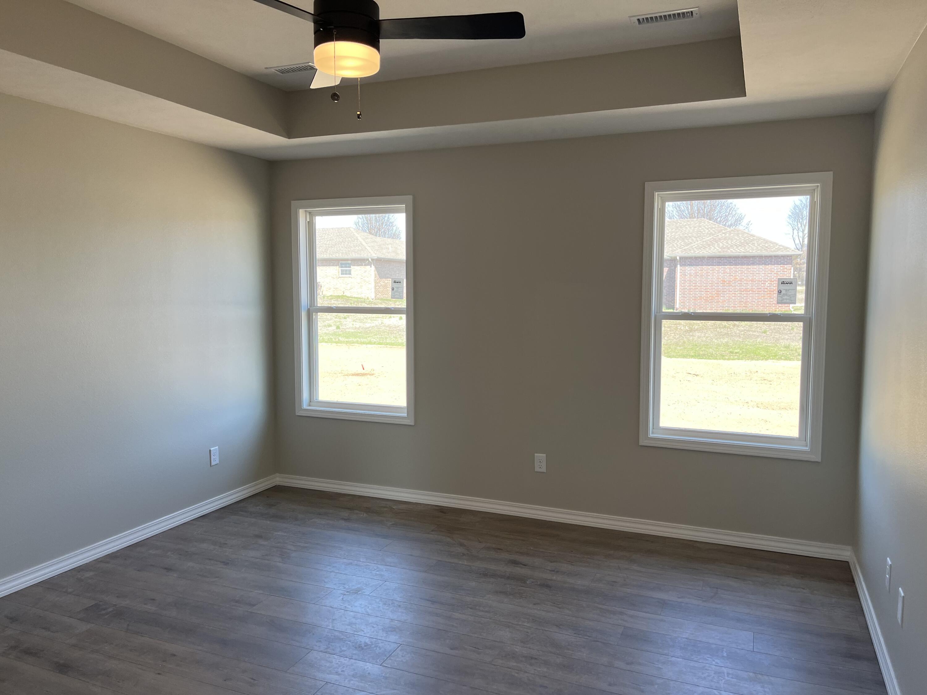 Photo 7 - Residential for sale – 1359 S Mahn   Springfield, MO