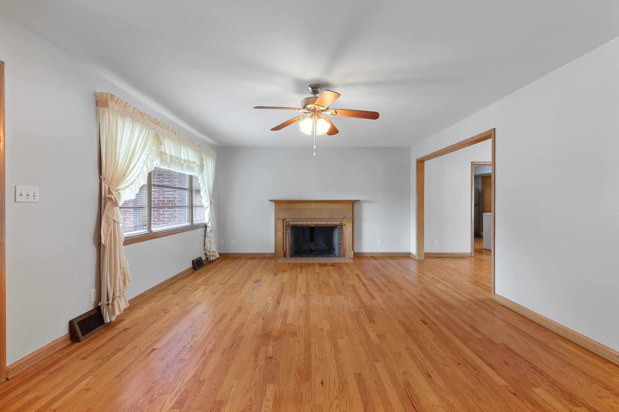 Photo 13 - Residential for sale – 3015  Missouri Avenue  Joplin, MO