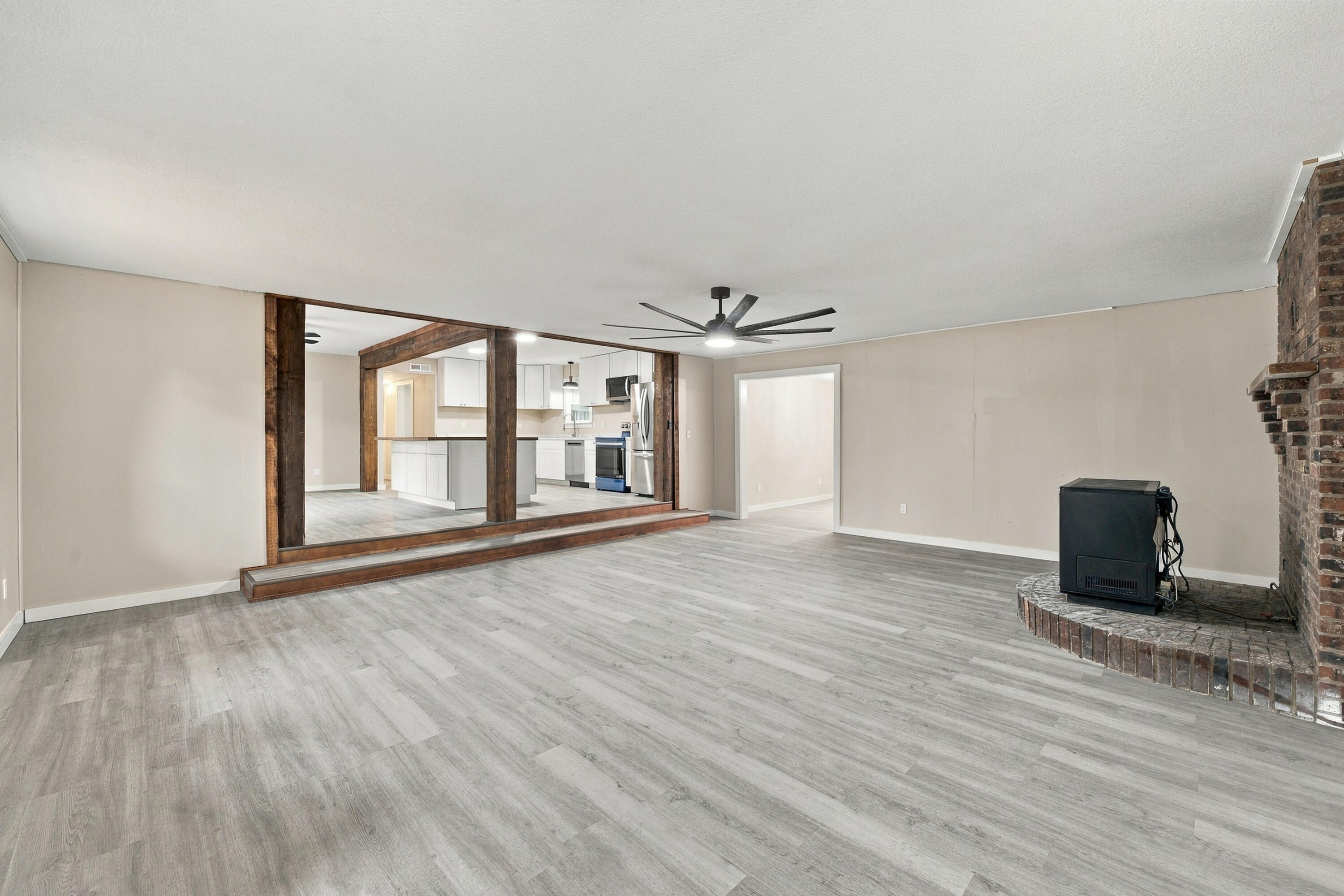 Photo 17 - Residential for sale – 504  David Drive   Mountain View, MO