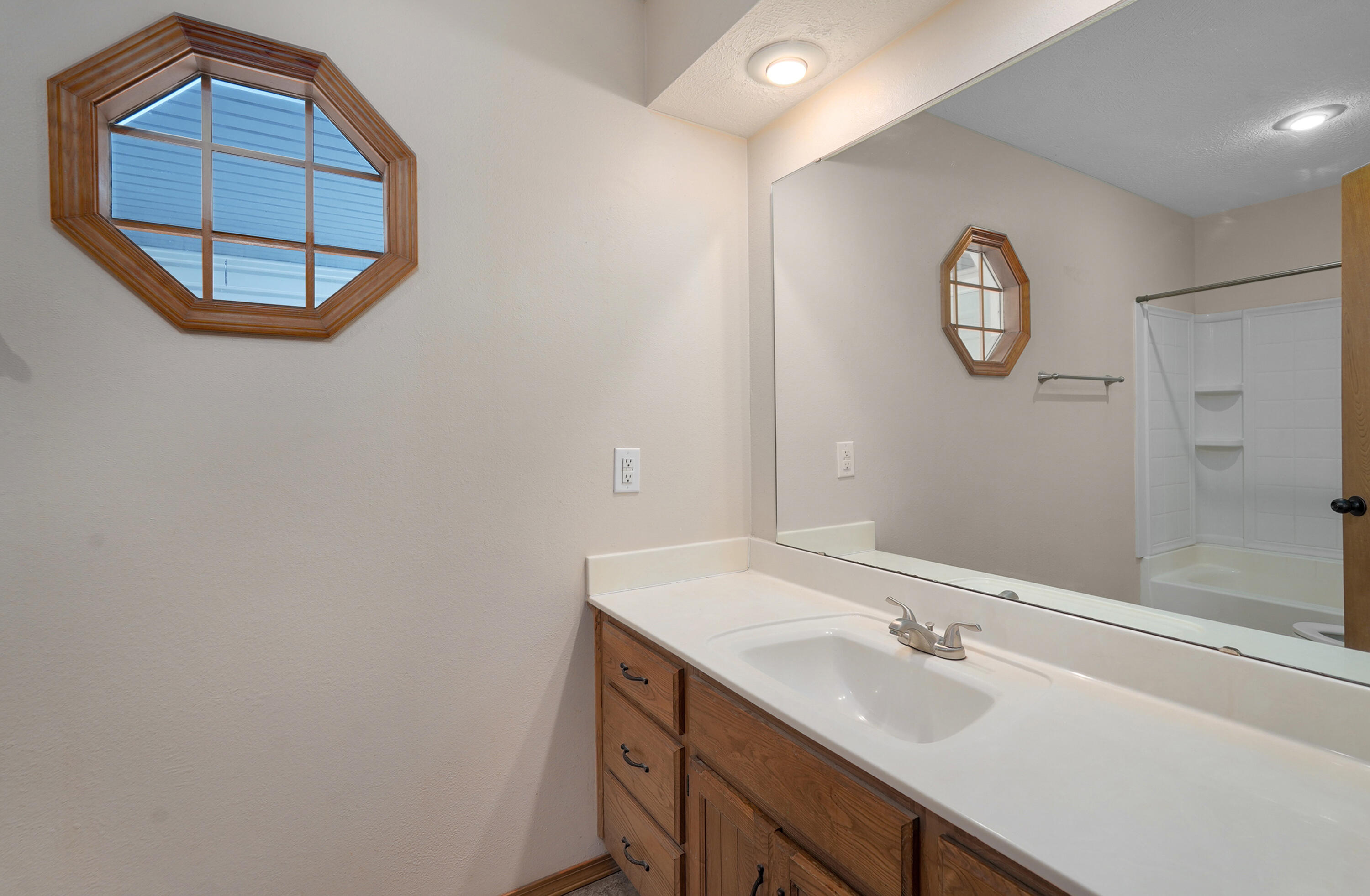 Photo 17 - Residential for sale – 3484 S Meadowlark Avenue  Springfield, MO