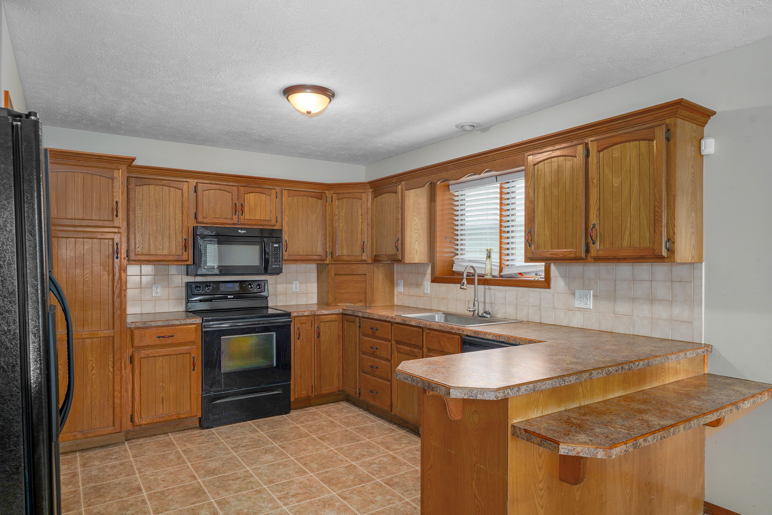 Photo 4 - Residential for sale – 3484 S Meadowlark Avenue  Springfield, MO