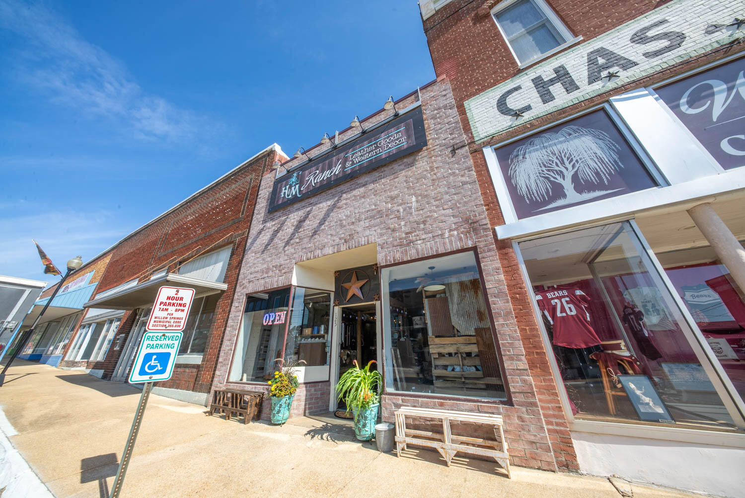 Photo 3 - Commercial Sale for sale – 125 E Main Street  Willow Springs, MO