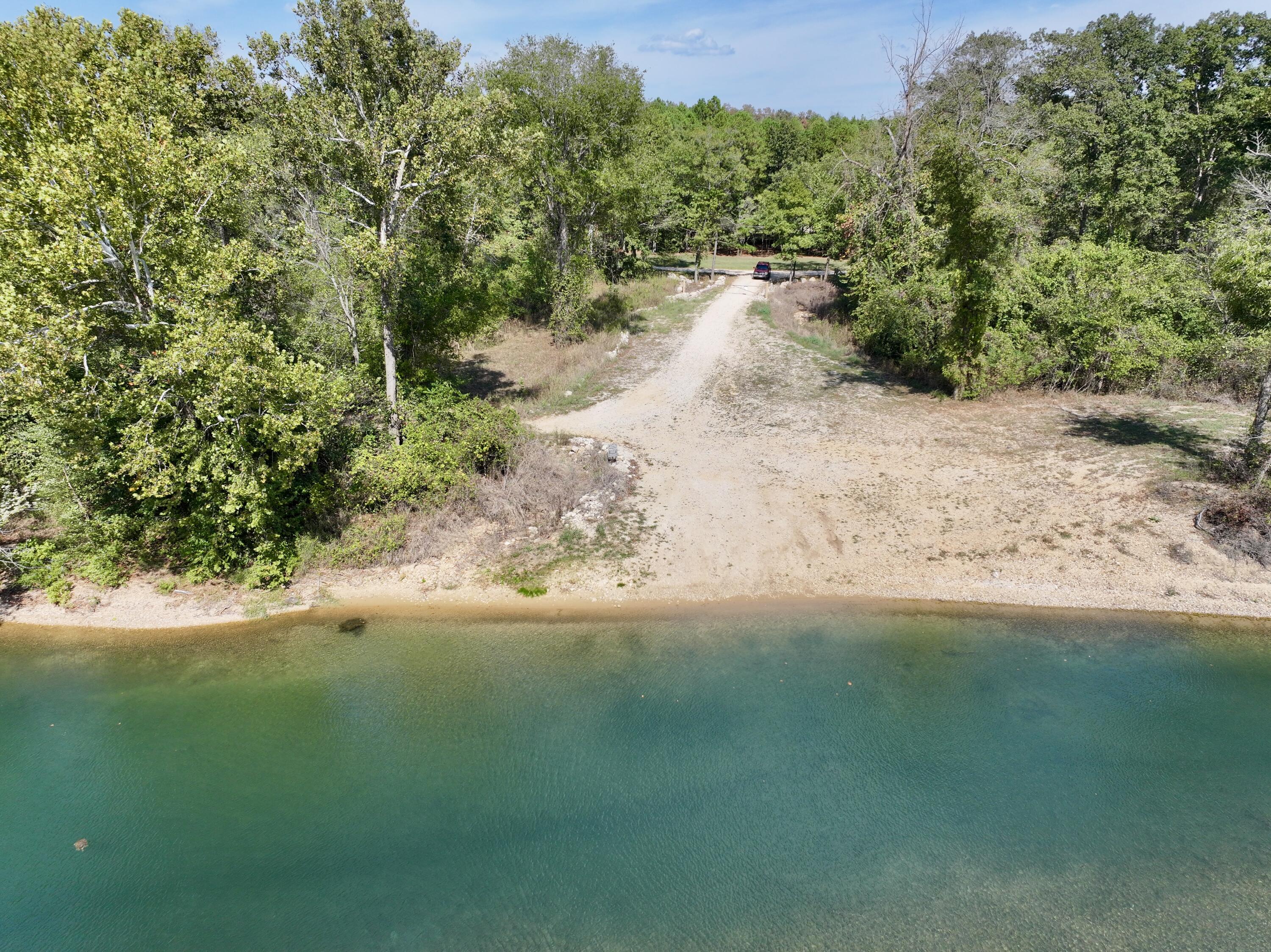 Photo 3 - Land for sale – 000  Lueckel Drive   Van Buren, MO